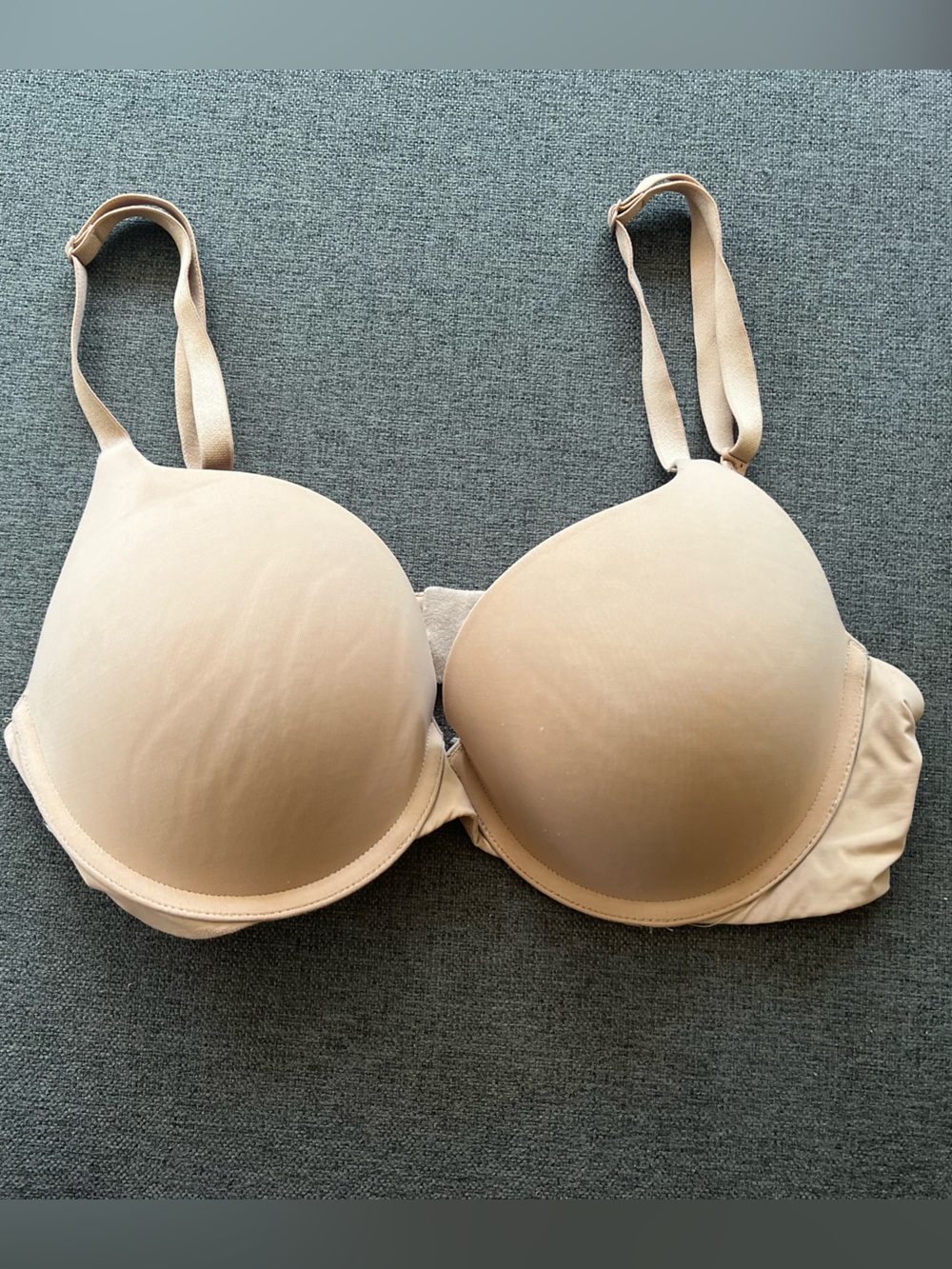 Victoria’s Secret Convertible Bra 36C Nude Beige Underwire Crossback Smooth